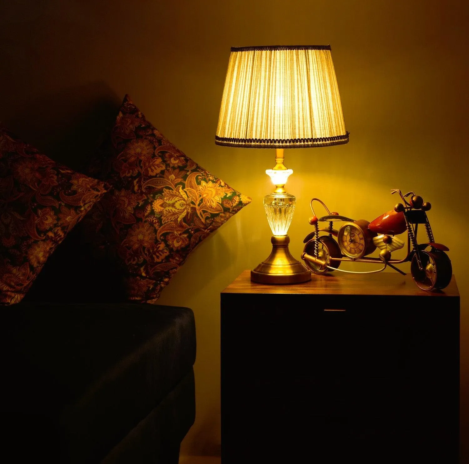 Grey Harmony Vase Shaped Table Lamp – Modern Classic with Golden Base