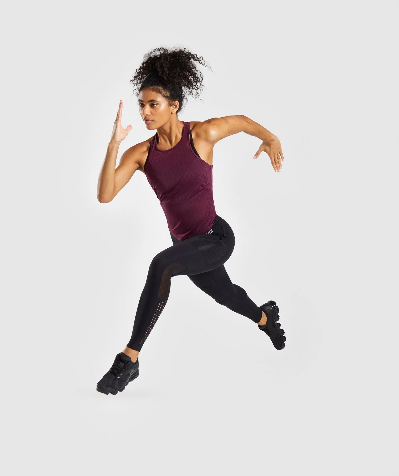 Gymshark Geo Mesh Vest - Dark Ruby