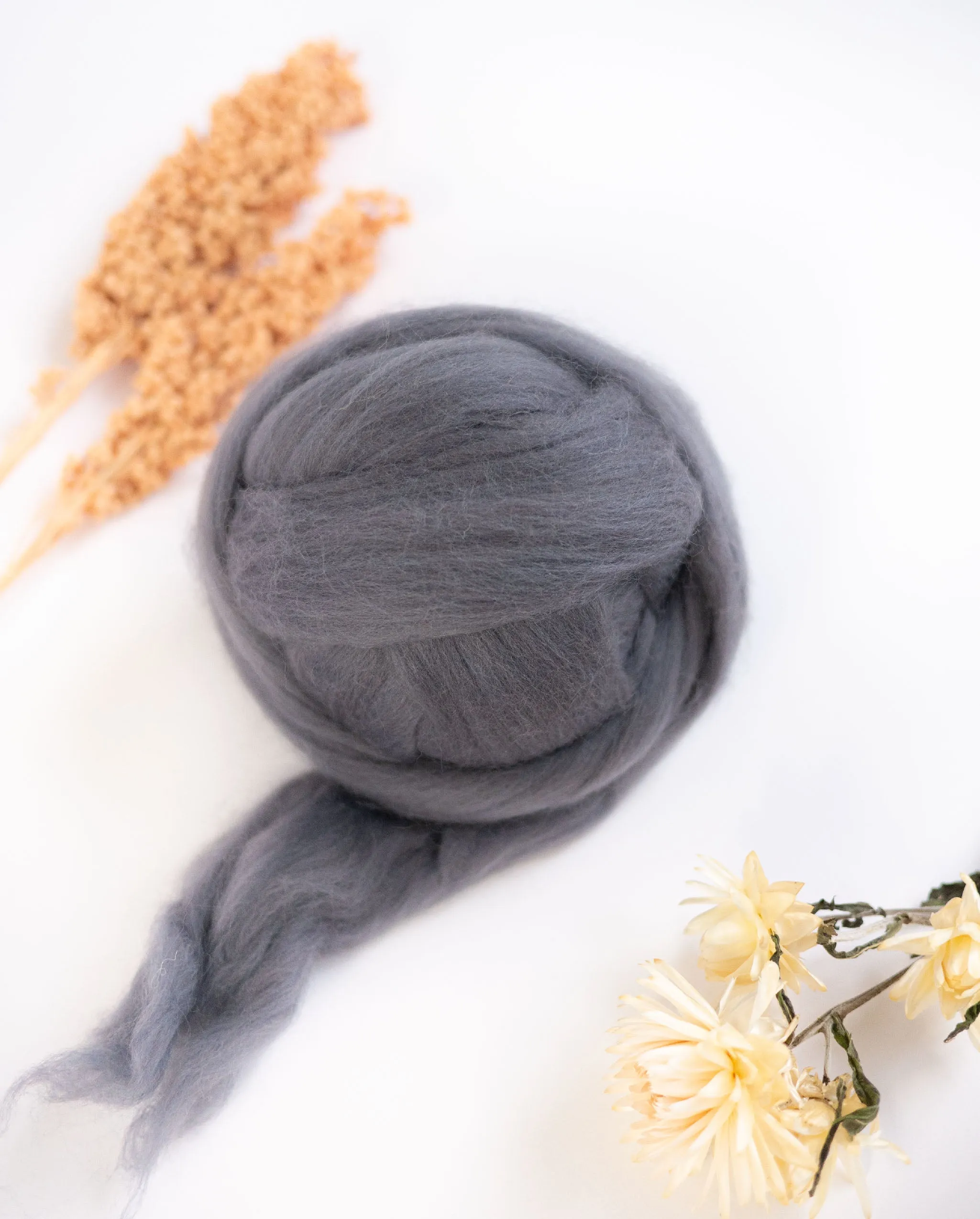 Merino wool roving, 100g
