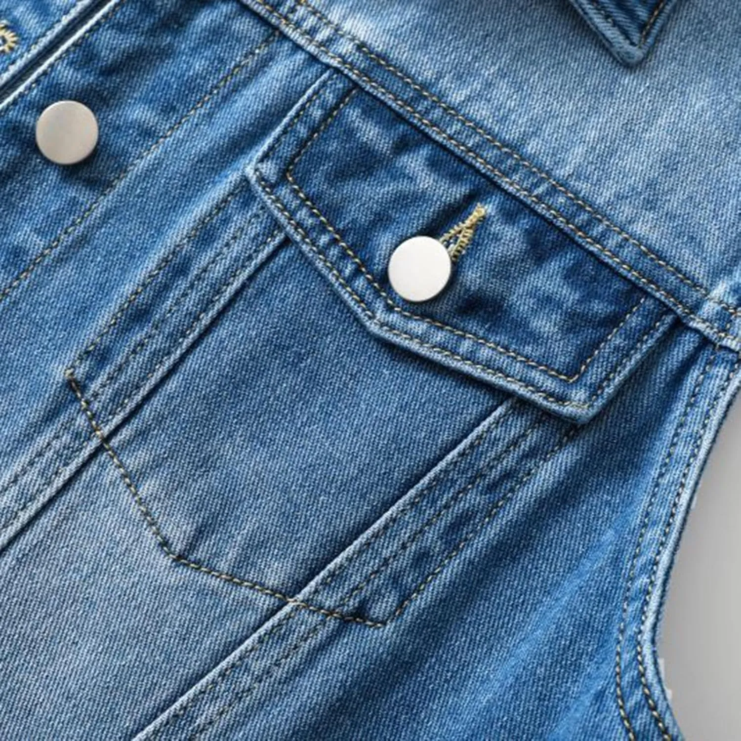 Women's Oversized Sleeveless Jean Denim Jacket Button Down Vest Top for Women Summer Fall Waistcoat Jeans Tops Coat